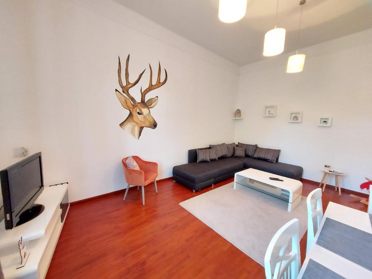 Deak Apartman Sopron Exterior foto