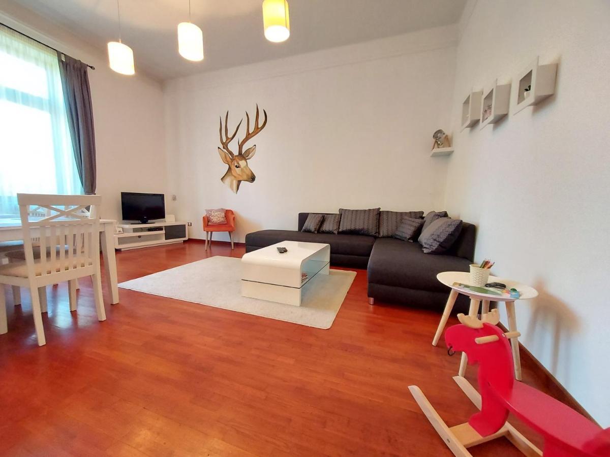 Deak Apartman Sopron Exterior foto