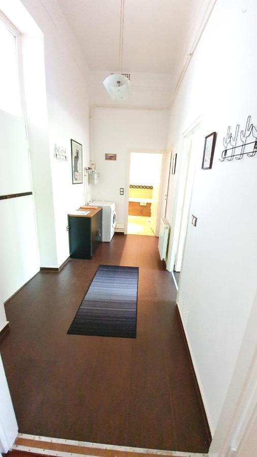 Deak Apartman Sopron Exterior foto