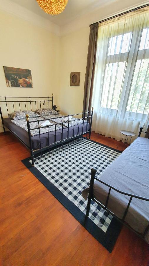Deak Apartman Sopron Exterior foto